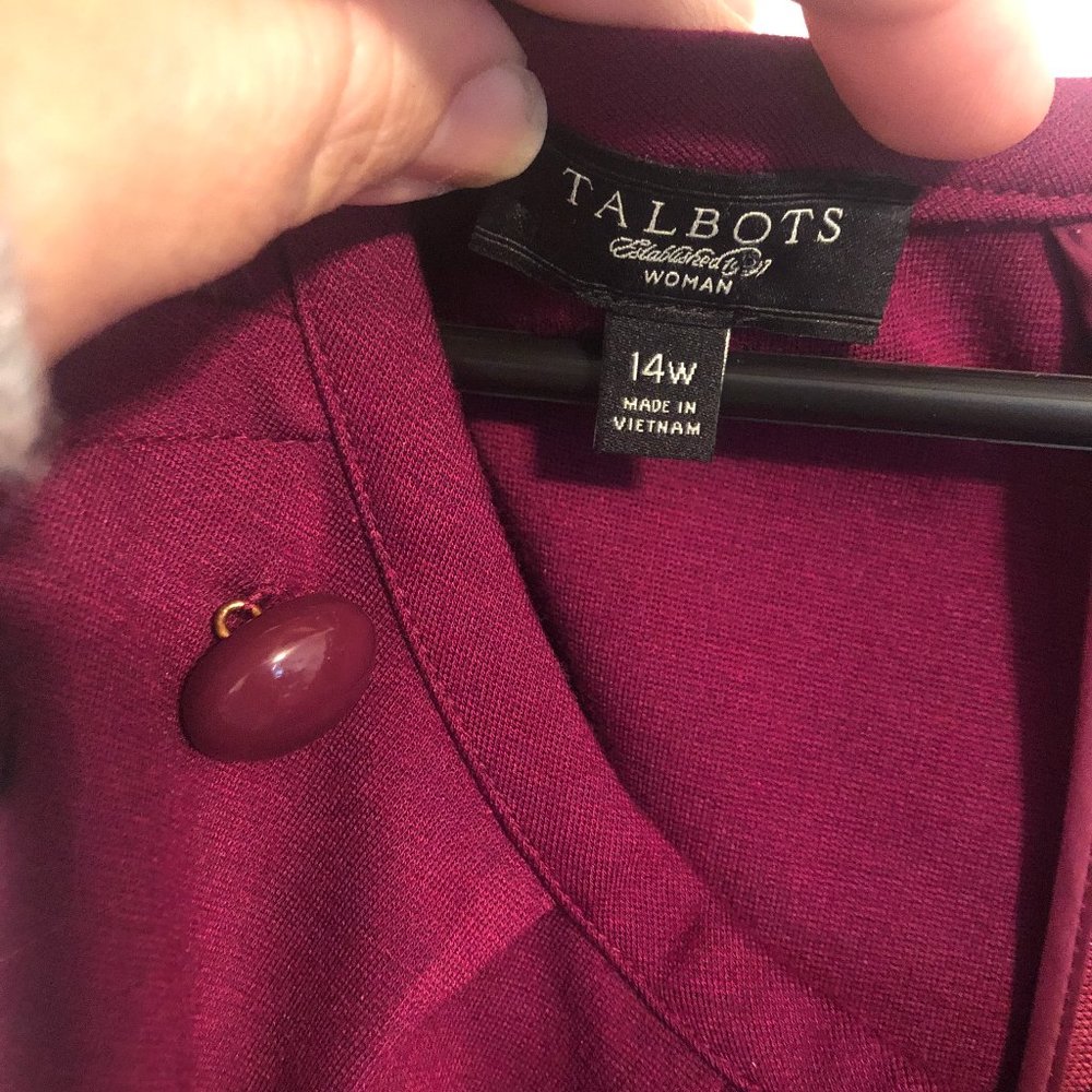 Talbot's berry colored sleeveless belted dress - Picture 3 of 6